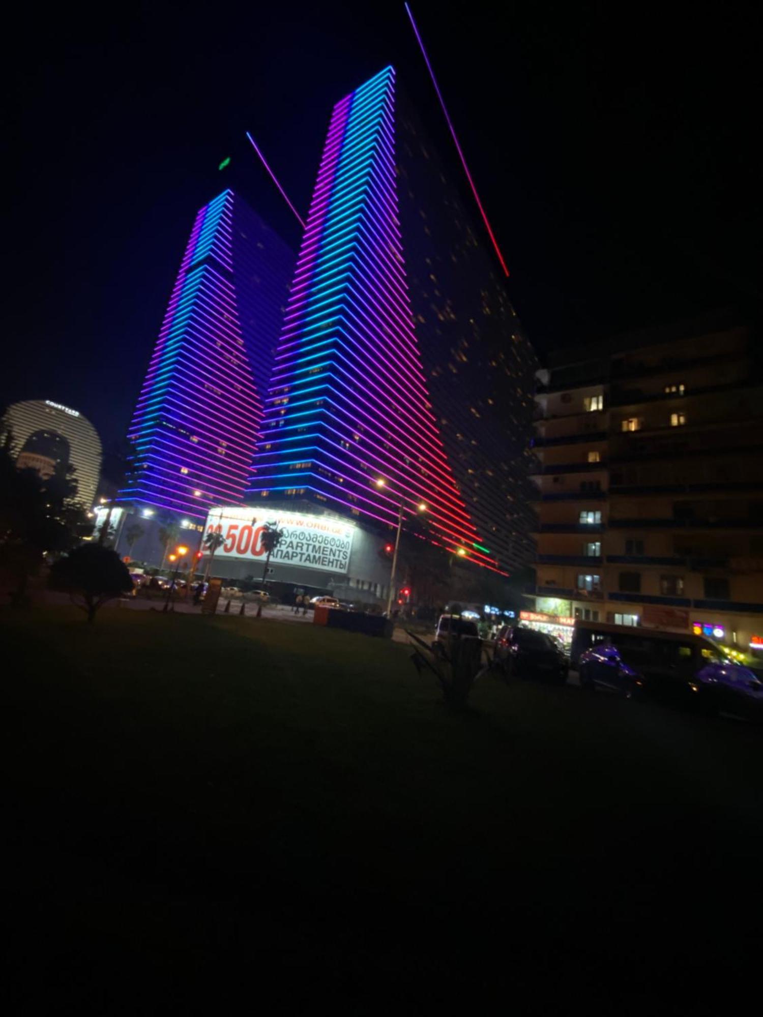 Delux Sea View Aparthotel In Orbi City Батумі Екстер'єр фото