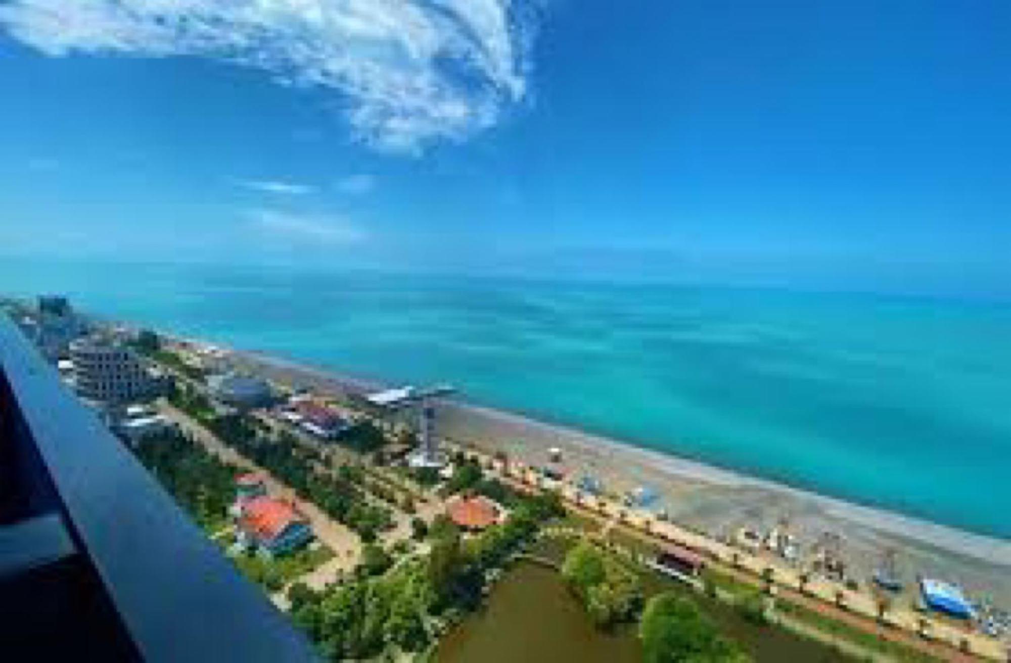 Delux Sea View Aparthotel In Orbi City Батумі Екстер'єр фото