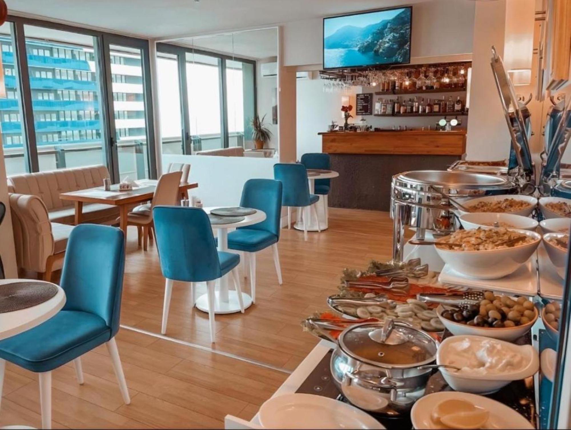 Delux Sea View Aparthotel In Orbi City Батумі Екстер'єр фото